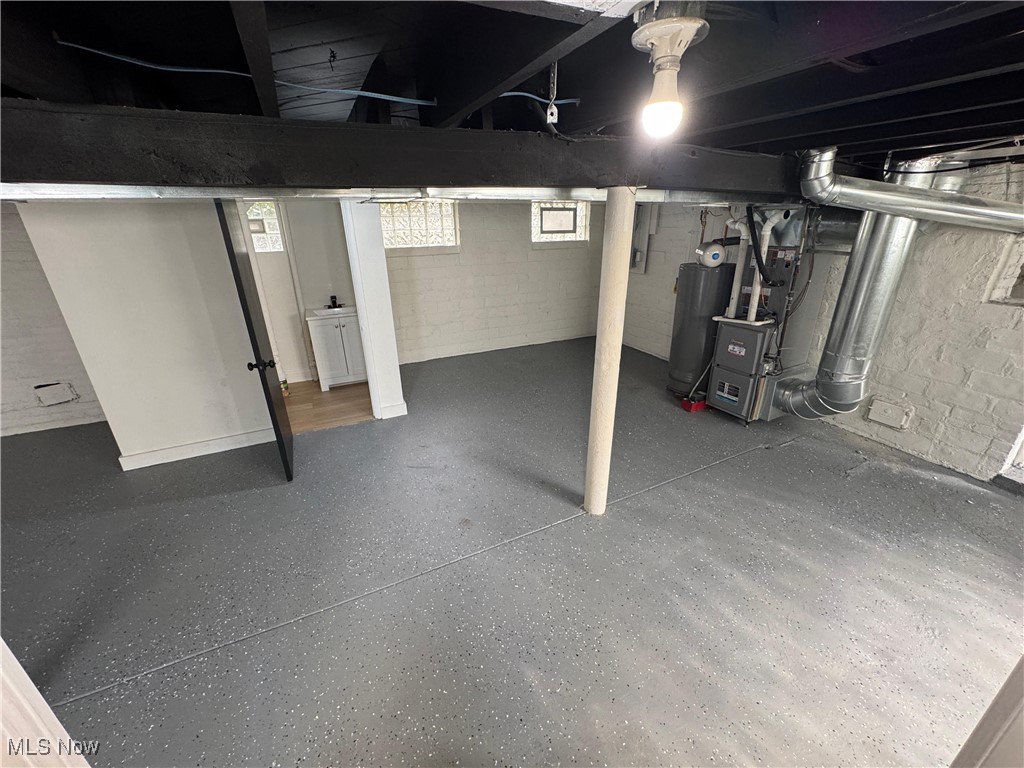 1085 Lakeland Avenue Lakewood OH 44107