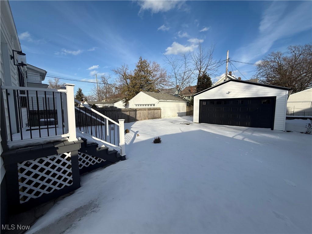 1085 Lakeland Avenue Lakewood OH 44107