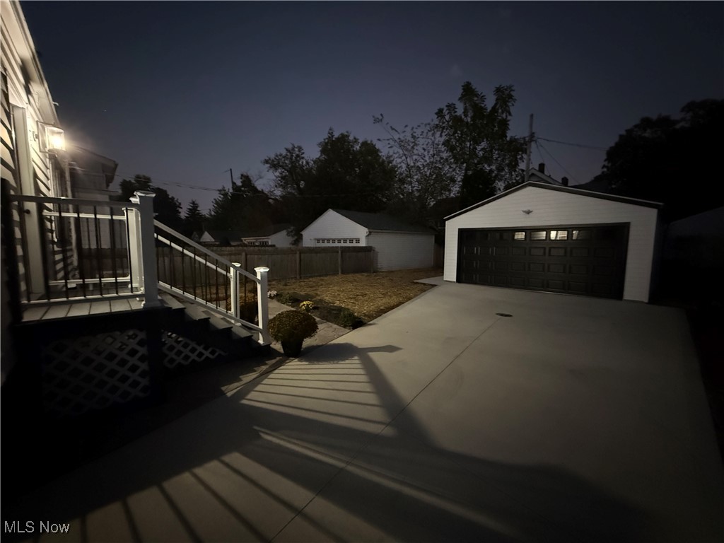 1085 Lakeland Avenue Lakewood OH 44107