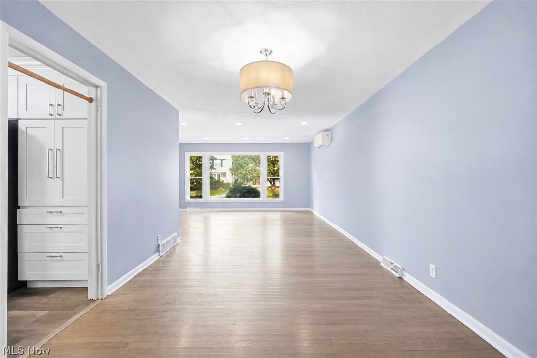 4306 Groveland Road University Heights OH 44118