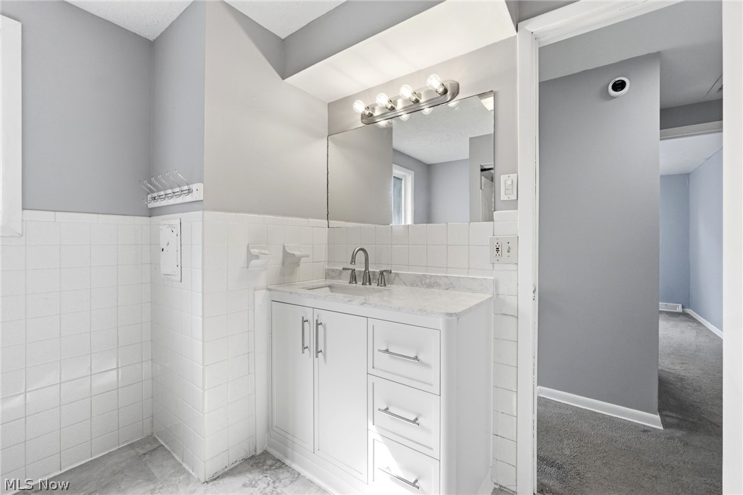 4306 Groveland Road University Heights OH 44118