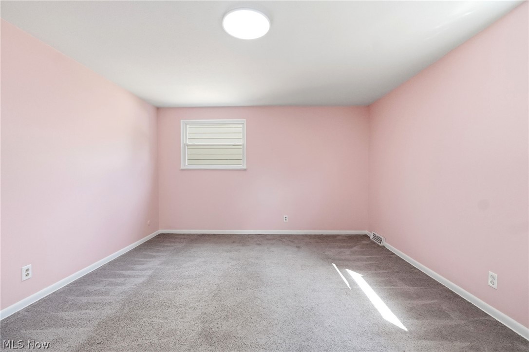 4306 Groveland Road University Heights OH 44118