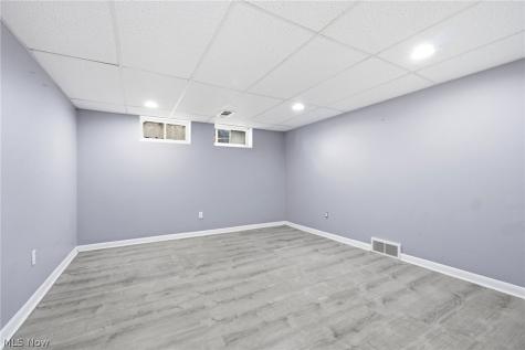 4306 Groveland Road University Heights OH 44118