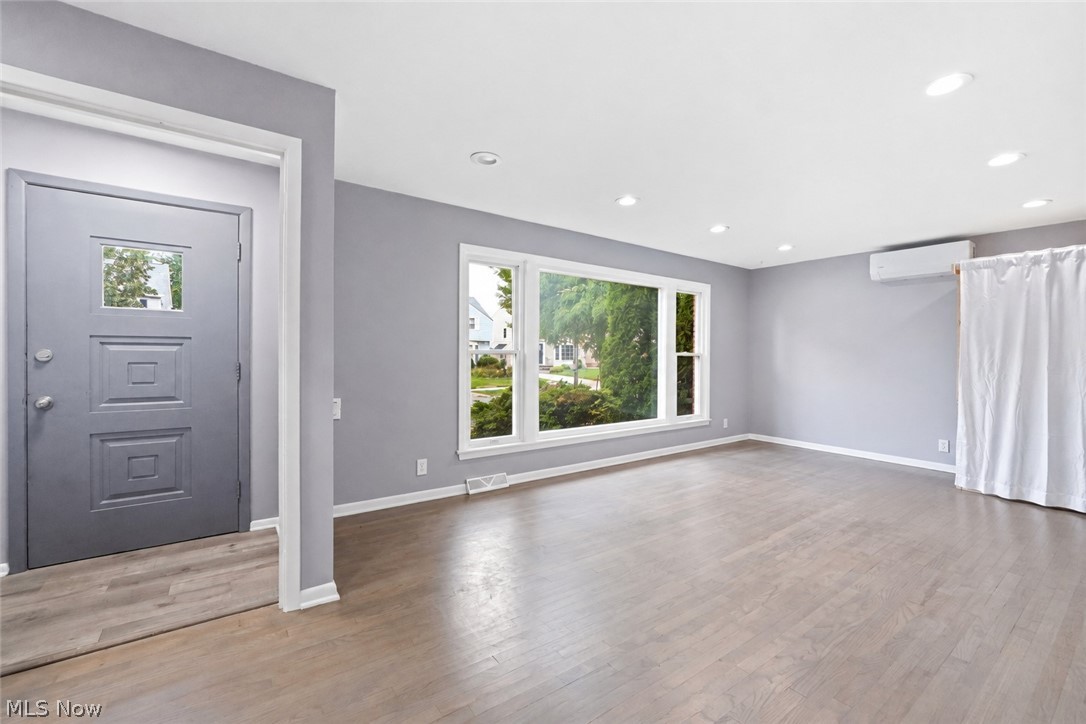 4306 Groveland Road University Heights OH 44118