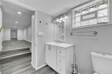1417 Harrisburg Road NE Canton OH 44705