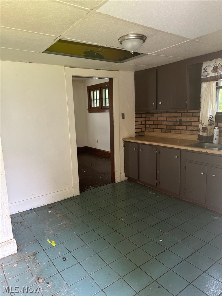 2354 Mount Vernon Avenue Youngstown OH 44502