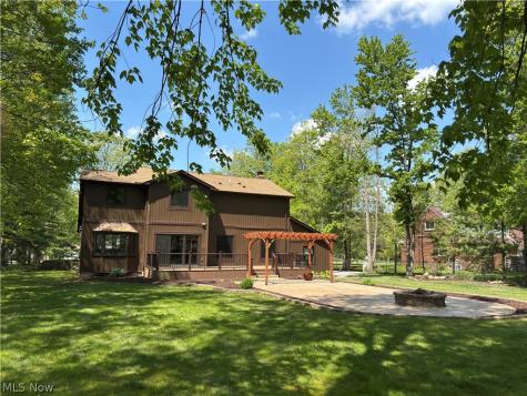 7447 Mclellan Drive Bedford OH 44146