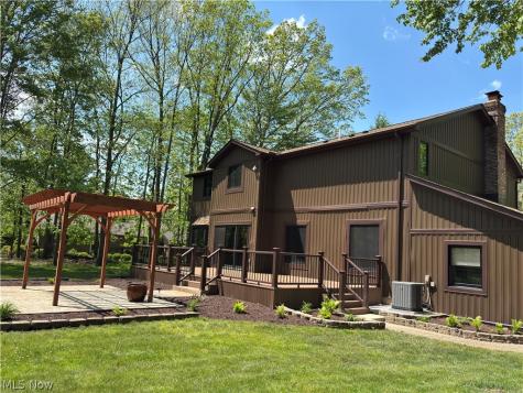 7447 Mclellan Drive Bedford OH 44146