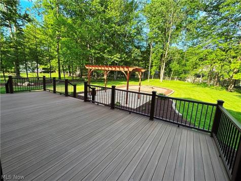 7447 Mclellan Drive Bedford OH 44146