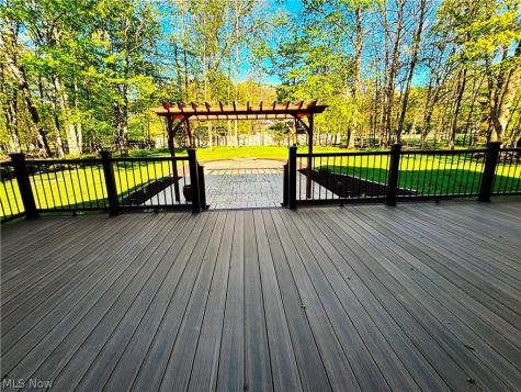 7447 Mclellan Drive Bedford OH 44146