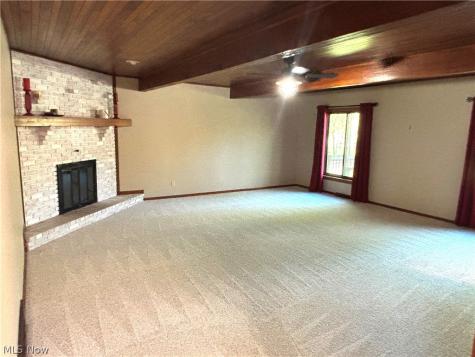 7447 Mclellan Drive Bedford OH 44146