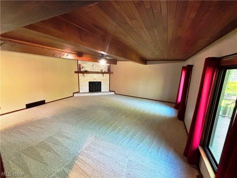 7447 Mclellan Drive Bedford OH 44146
