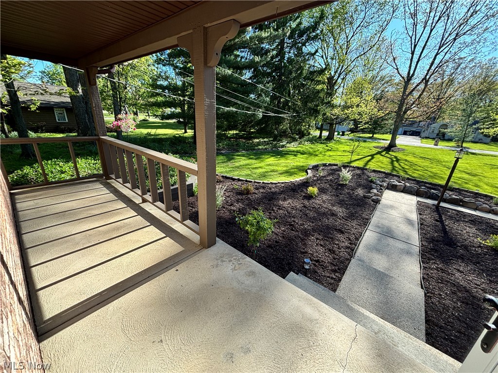 7447 Mclellan Drive Bedford OH 44146