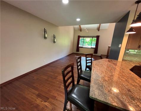 7447 Mclellan Drive Bedford OH 44146