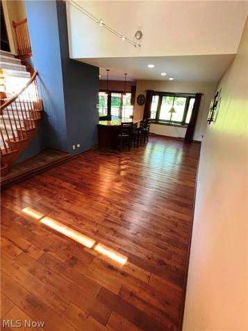 7447 Mclellan Drive Bedford OH 44146