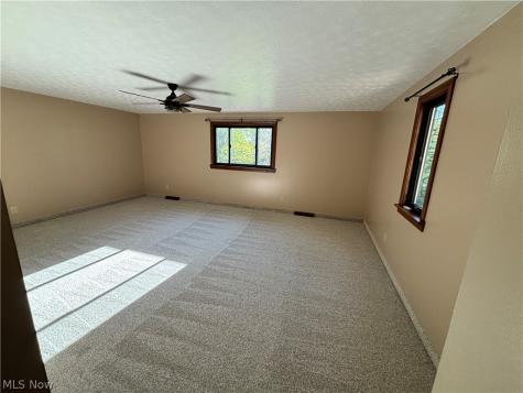 7447 Mclellan Drive Bedford OH 44146