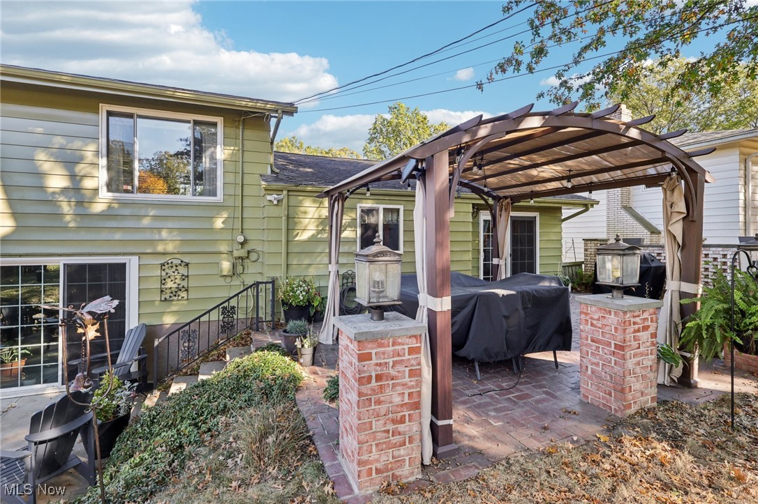 26501 Waterbury Circle North Olmsted OH 44070