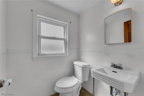 226 E 242nd Street Euclid OH 44123