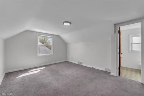 226 E 242nd Street Euclid OH 44123