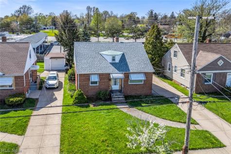 226 E 242nd Street Euclid OH 44123