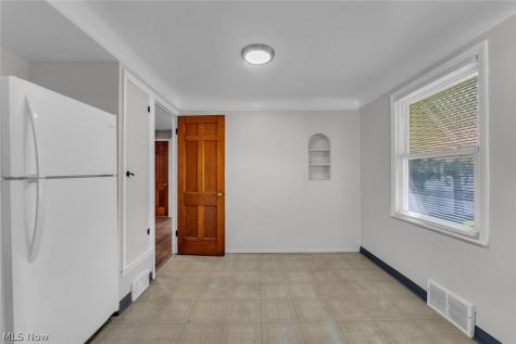 226 E 242nd Street Euclid OH 44123