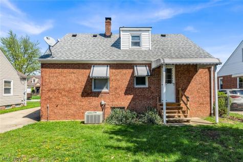 226 E 242nd Street Euclid OH 44123
