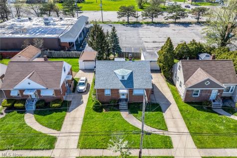 226 E 242nd Street Euclid OH 44123