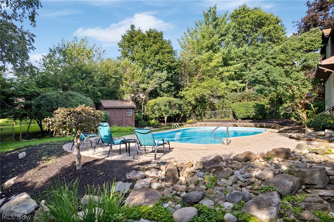 2317 Raintree Street NE Canton OH 44705