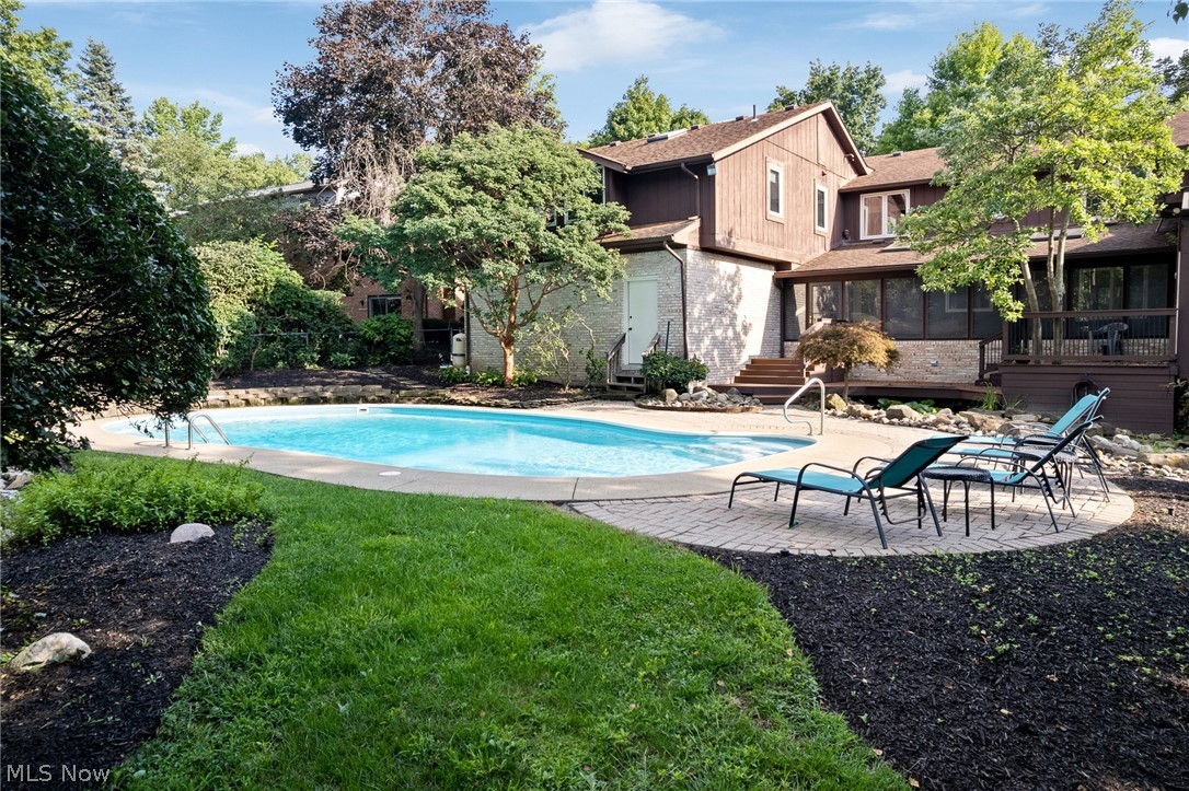 2317 Raintree Street NE Canton OH 44705