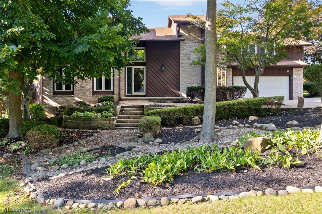 2317 Raintree Street NE Canton OH 44705