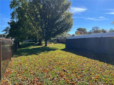 635 Standish Avenue NW Massillon OH 44647