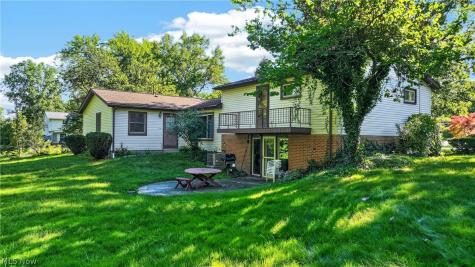 7686 Roselawn Drive Mentor OH 44060