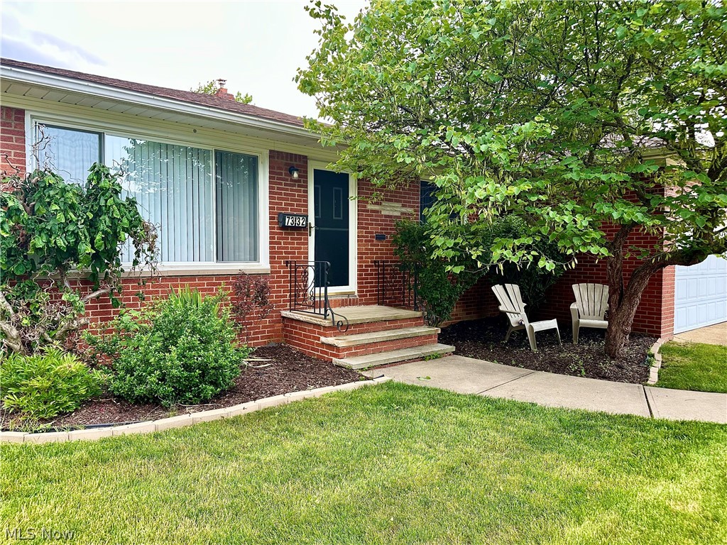 7332 Beresford Avenue Parma OH 44130