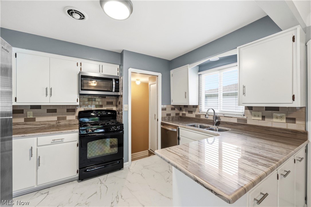 7332 Beresford Avenue Parma OH 44130