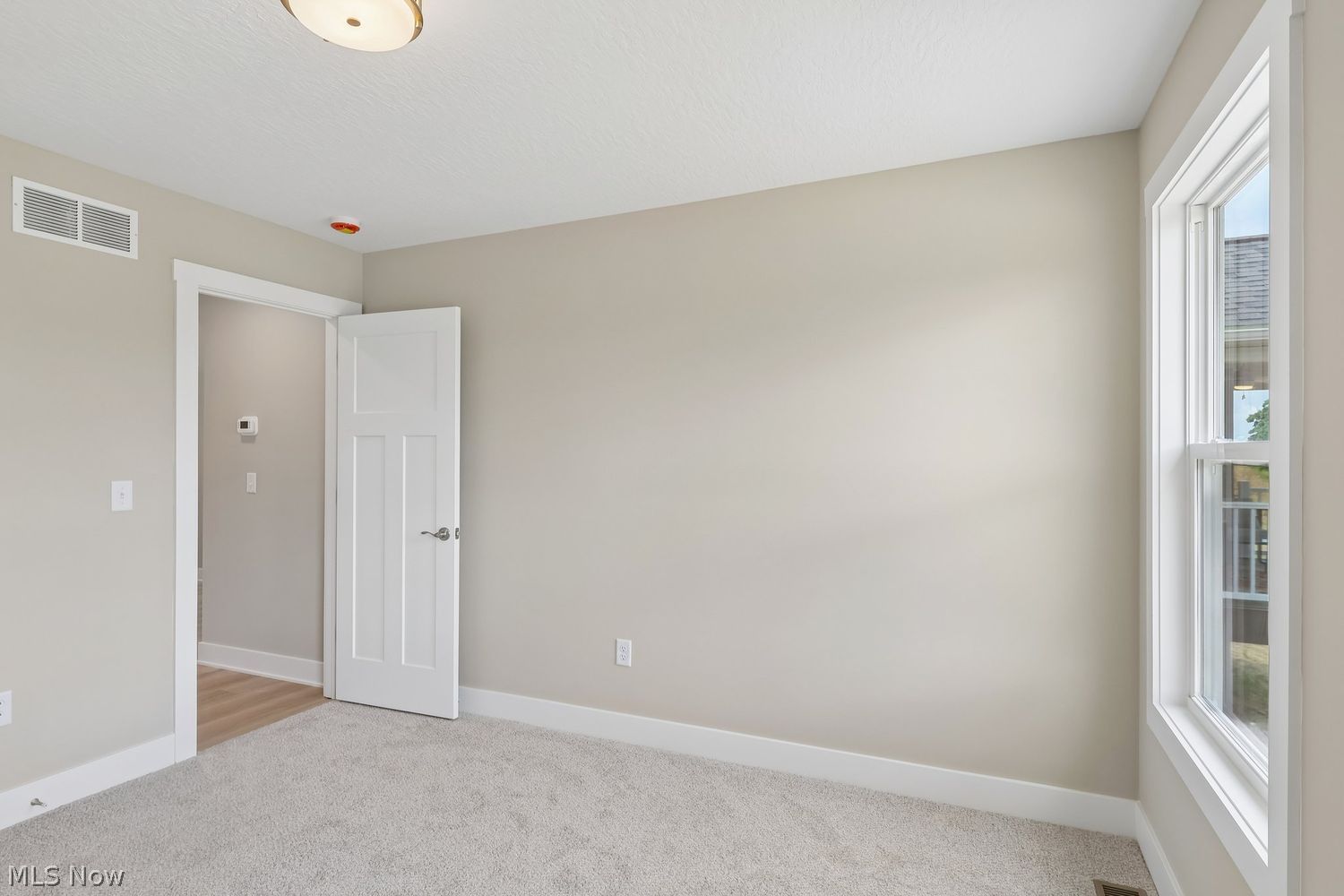 2301 Ledgestone Drive NW Uniontown OH 44685