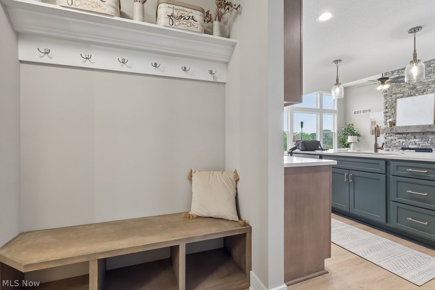2301 Ledgestone Drive NW Uniontown OH 44685