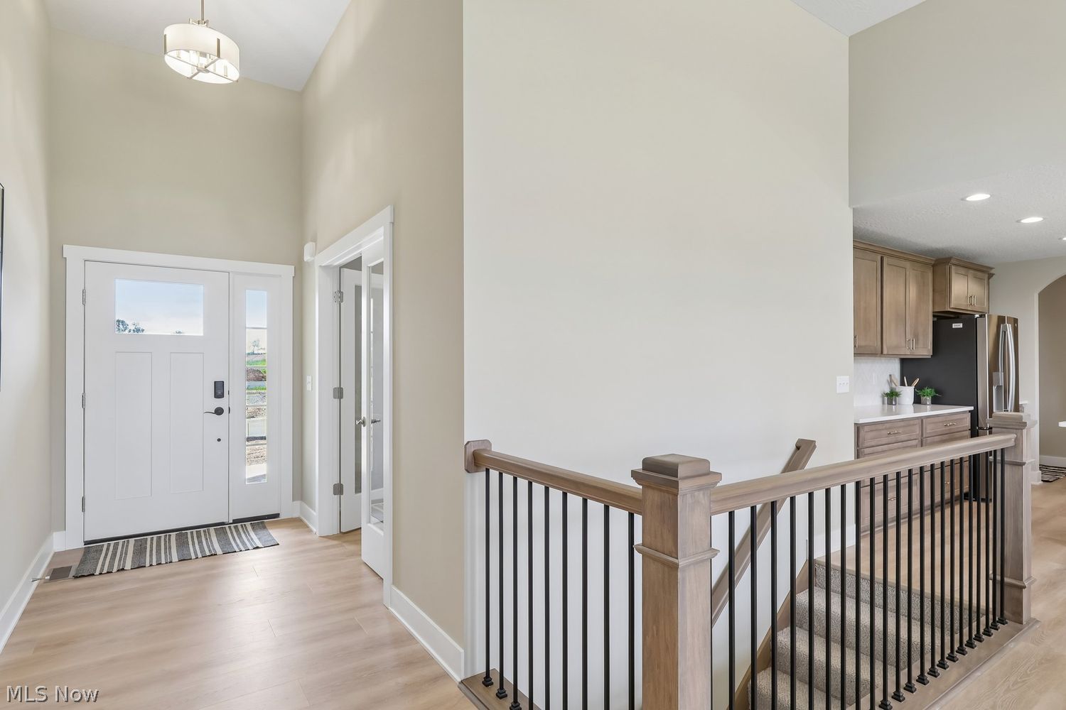 2301 Ledgestone Drive NW Uniontown OH 44685
