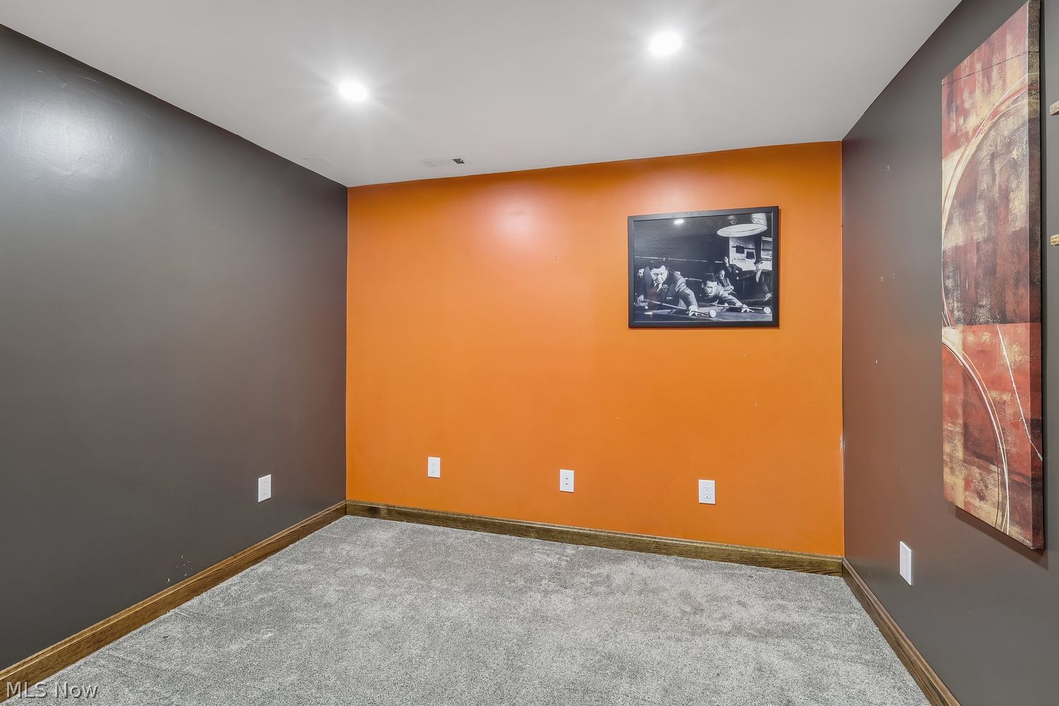 11736 Valley View Road Sagamore Hills OH 44067