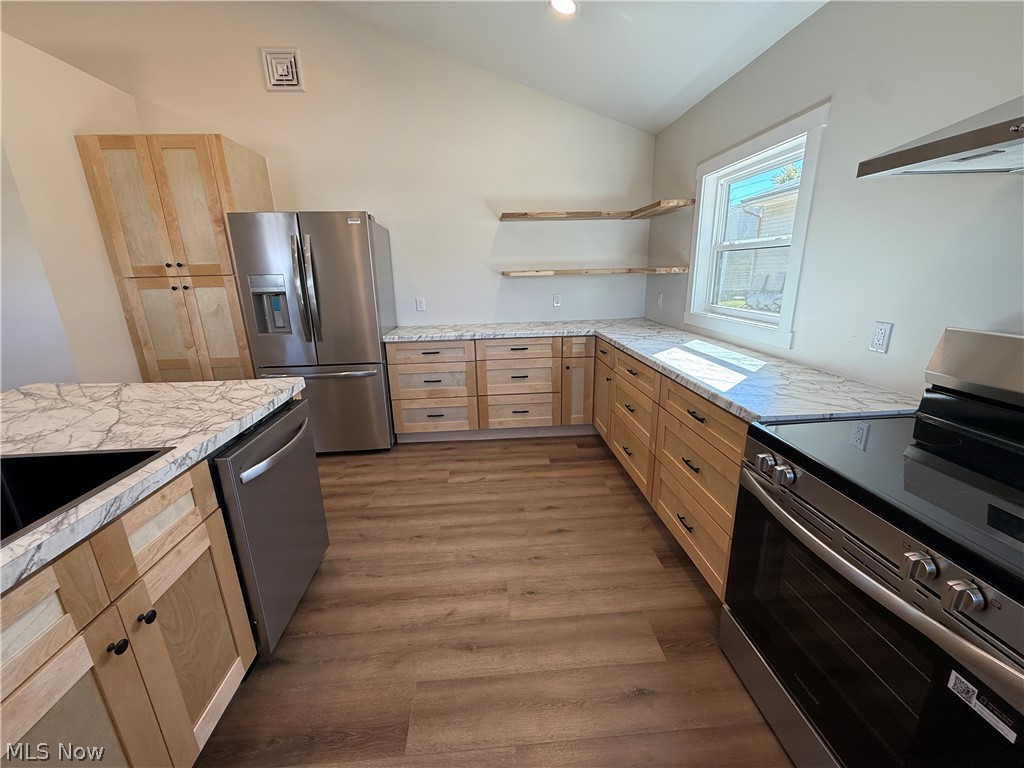 122 N 9th Street Byesville OH 43723