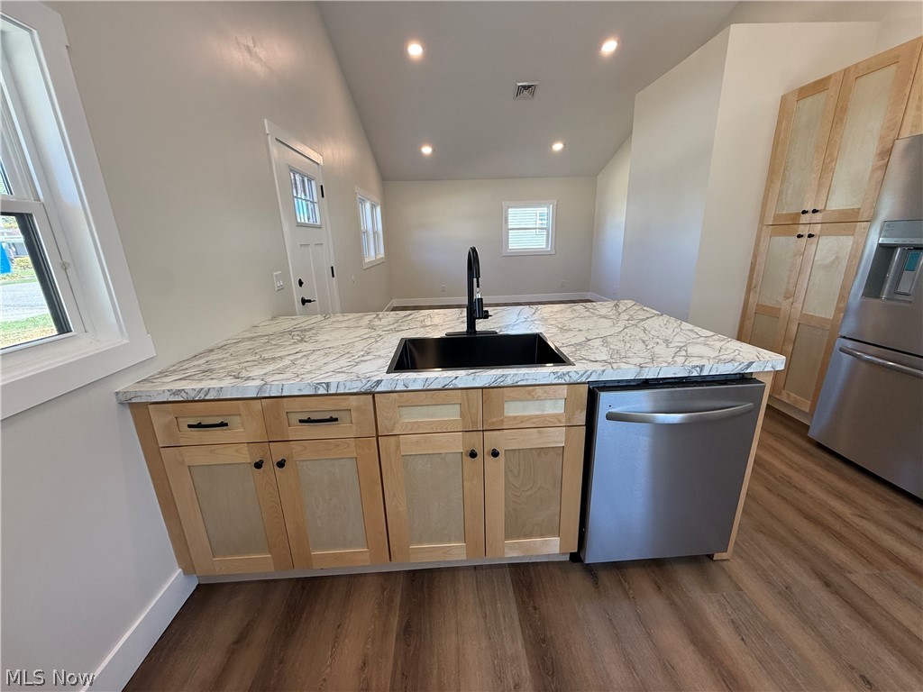 122 N 9th Street Byesville OH 43723