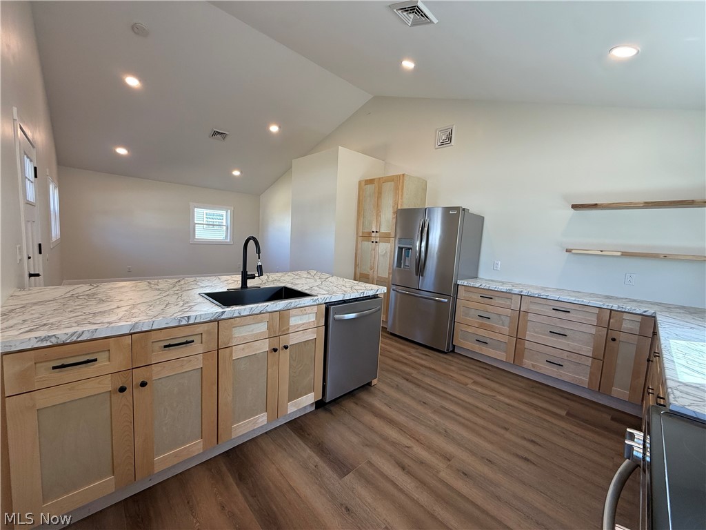 122 N 9th Street Byesville OH 43723