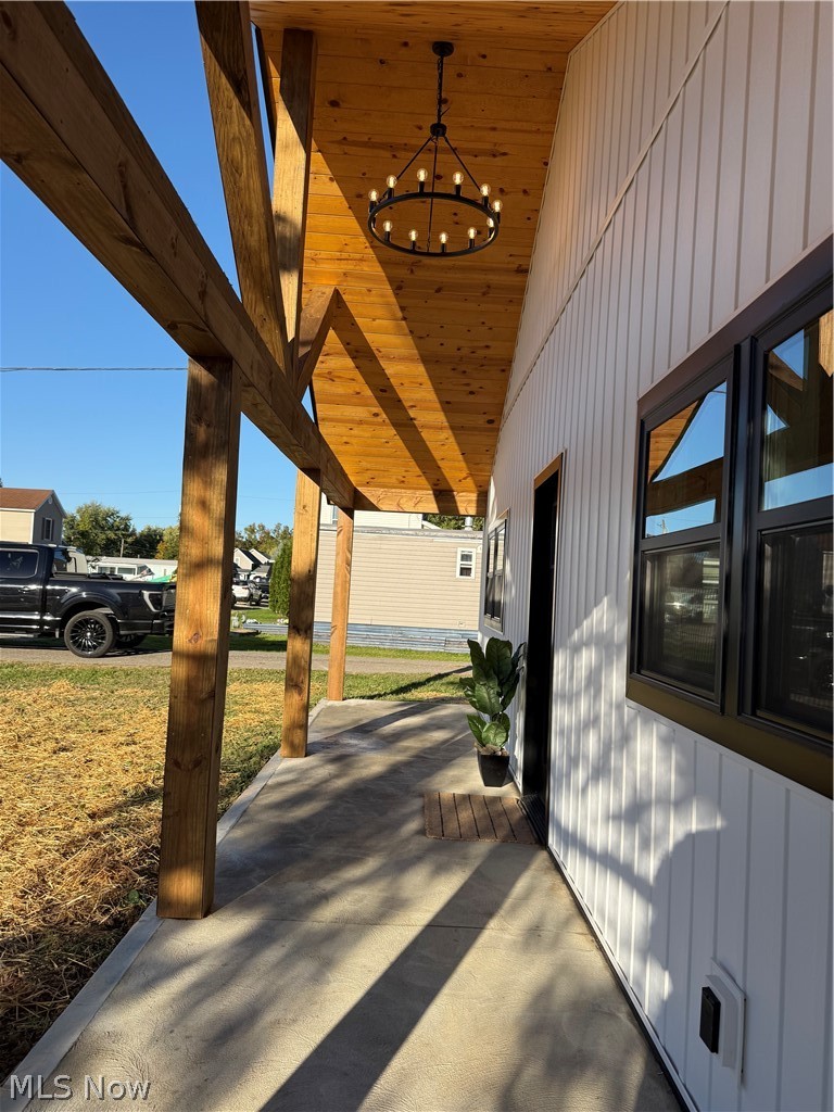 122 N 9th Street Byesville OH 43723