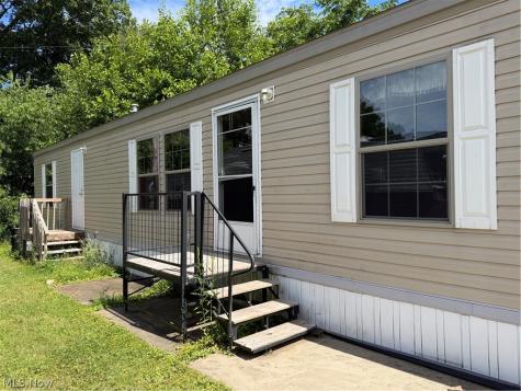 2606 Lincoln Way W Massillon OH 44647
