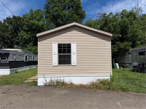 2606 Lincoln Way W Massillon OH 44647