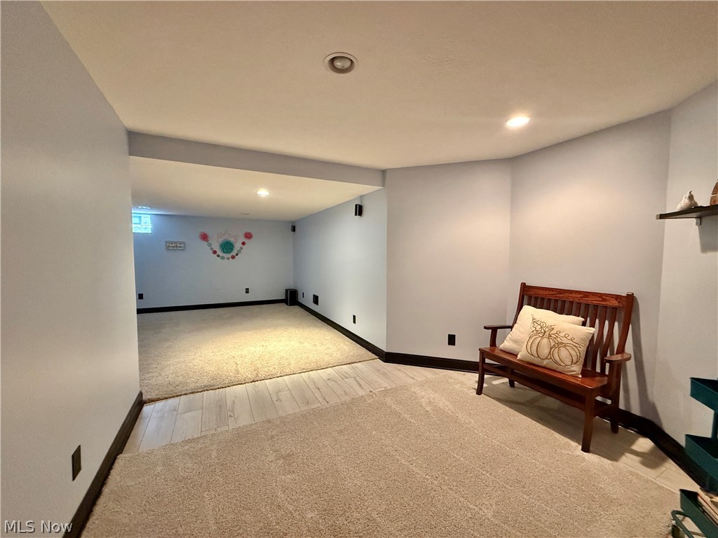 5277 Manchester Avenue NW North Lawrence OH 44666
