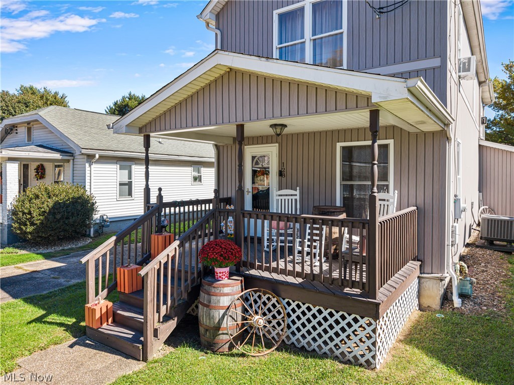 128 Main Street Rayland OH 43943