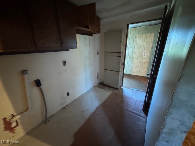 1784 Columbiana Road New Springfield OH 44443