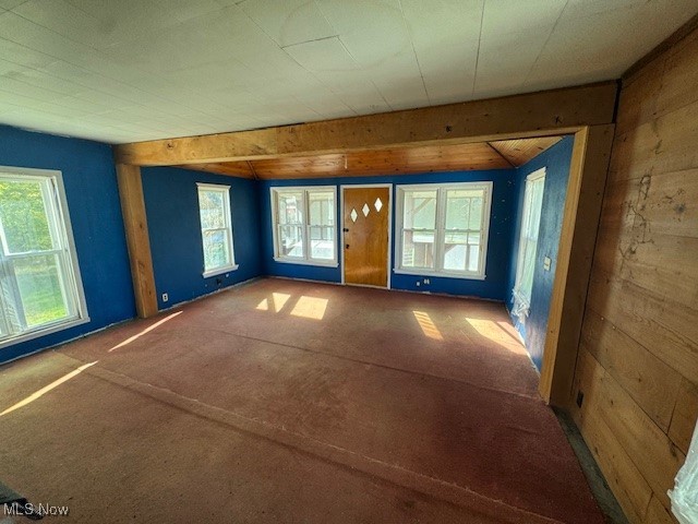 1784 Columbiana Road New Springfield OH 44443