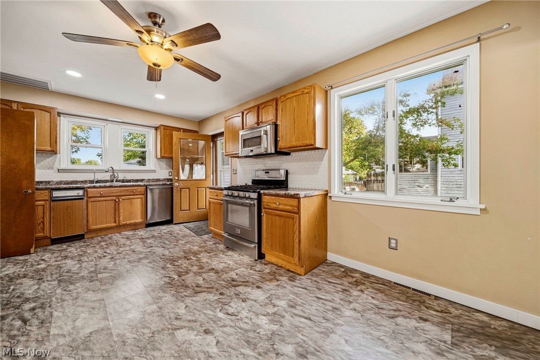 532 State Street Conneaut OH 44030