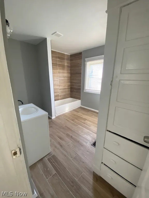 994 Parkwood Drive Cleveland OH 44108